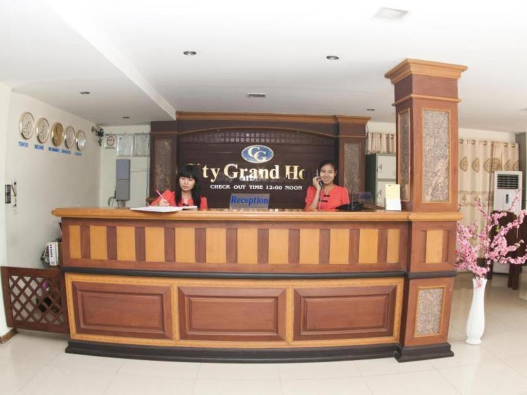 City Grand Hotel Mandalay Exterior foto